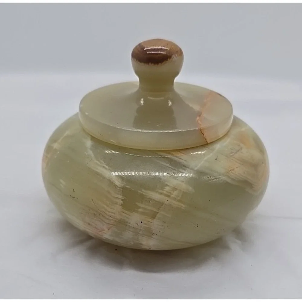 Vintage Hand Carved Green Onyx Stone Round Lidded Trinket Box Jewelry Box Home